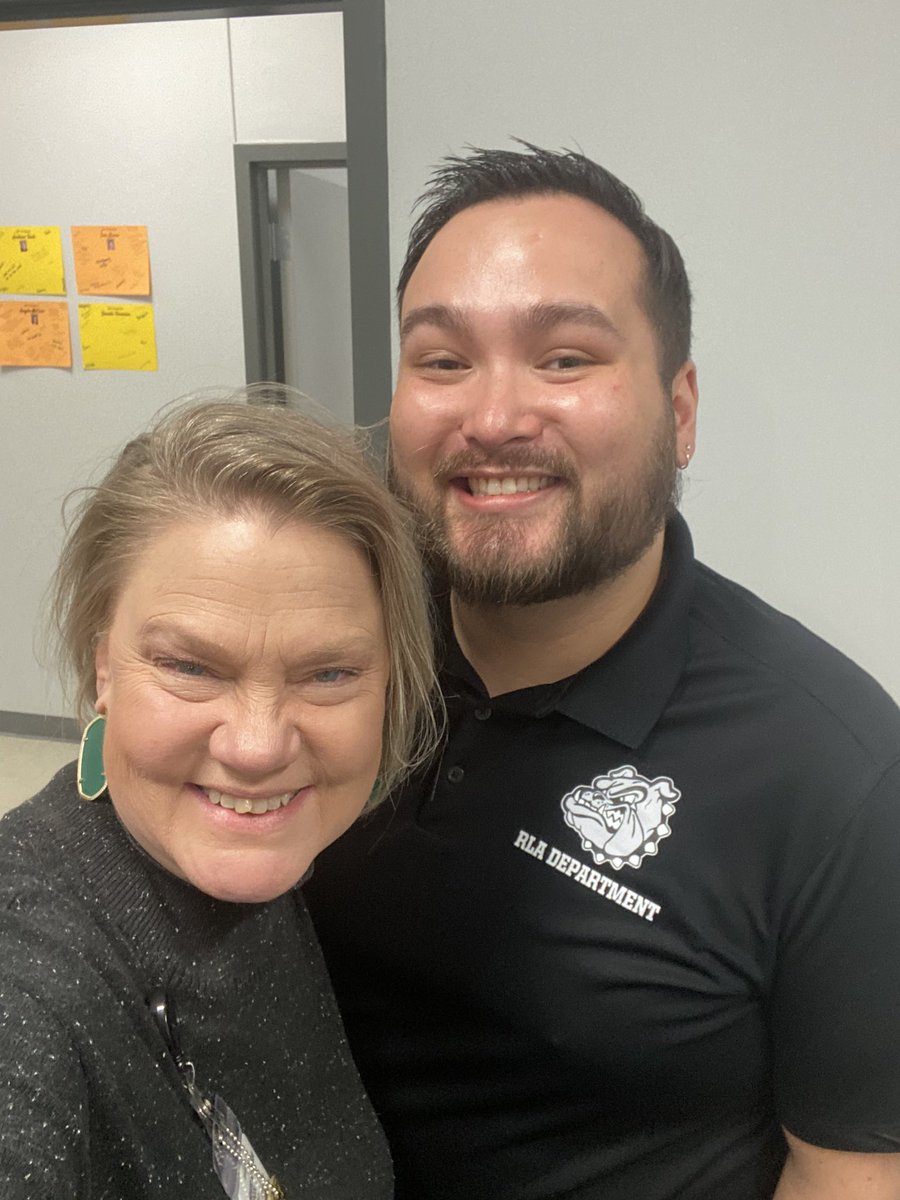 underwood89's tweet photo. Sooo THANKFUL for this day @WCSchultzJH! Pie judging with @MLPickett and reading thankful teacher notes heading into the holiday! https://t.co/Zo5c3cUmxr