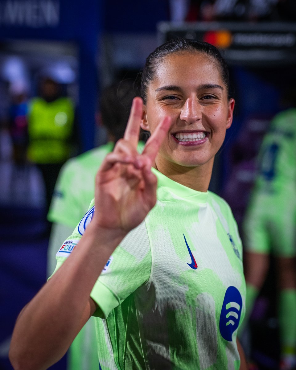 FCBfemeni's tweet photo. MVP ✌️ https://t.co/4rkcSlqCUl