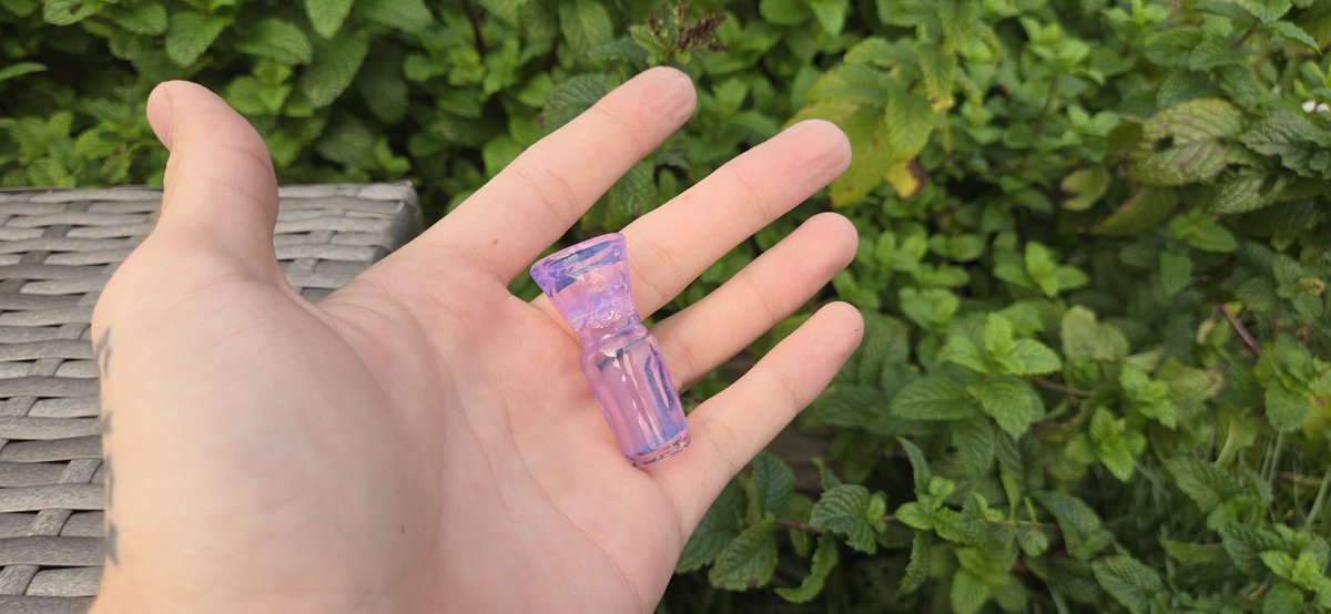 TheLnuGlass's tweet photo. Yo everyone i Sell Bowls on Istagram @ https://t.co/S0WhVYOLAJ 
Price list:
FullyWorked Hornless 18mm: 100$-120$ CAD
FullyWorked BattleAxe Horn 18mm: 120$-140$ CAD
MinorAccented Hornless 18mm: 60$-80$ CAD
MinorAccented BattleAxe Horn 18mm: 80$-100$CAD
SHIPPING NOT INCLUDED https://t.co/LsIN6TuTXE