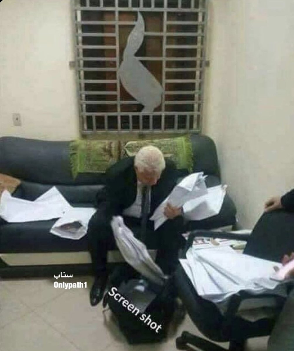 𝑅𝒶𝓎𝓂𝑜𝓃𝒹 tweet media