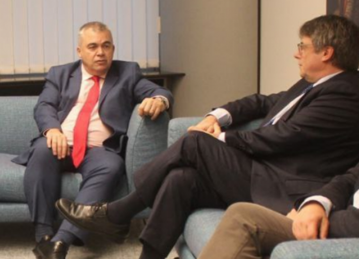 Santos Cerdán: "España merece ser un país en el que los delincuentes confesos que mienten no marquen la agenda política" 

No tienes vergüenza ni la conoces.