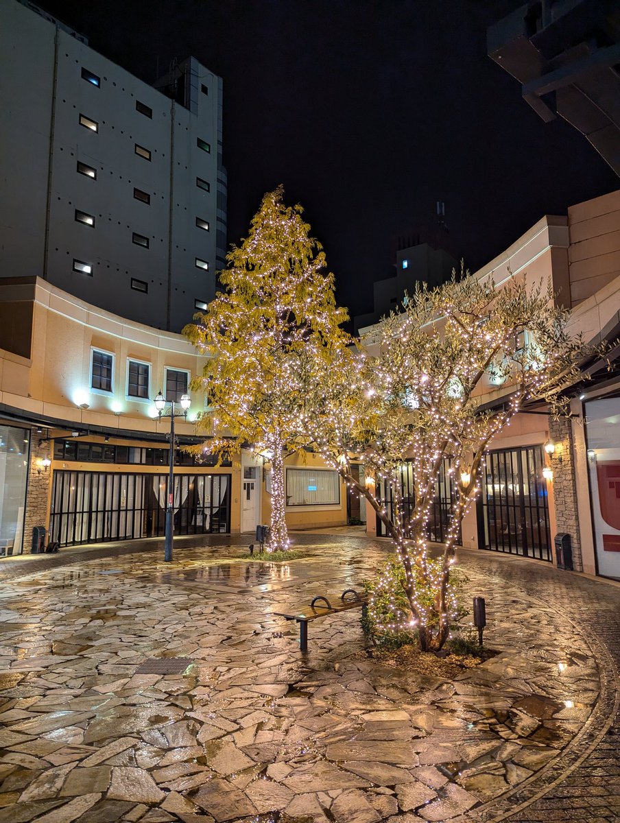 atnakashima1922's tweet photo. 今日のもえぴ💖🪄💜の好きなところ!
・ついついもえぴ神様の真似しちゃうんです😂
#西村萌花
#ほくりくアイドル部
#生涯もえぴ神推し
#もえぴの好きなところ企画
#508d
真似になってないけど、もえぴポストみてすぐに同じところ行って一緒にデートしてる気分に浸ってきた😌💭(笑)
あっ、ここ人気の映えスポットなんです🌃
写真撮ろうとやってきた女性2人組さん、変なオッサンが自撮りしててすみませんでした🥹🙇♂️
