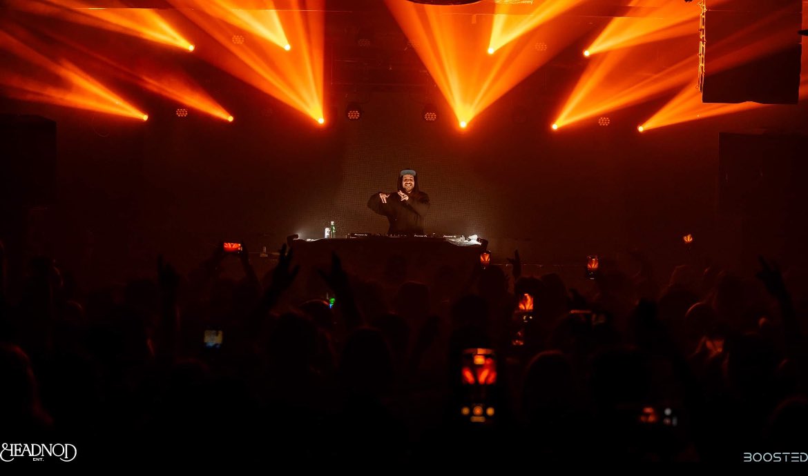 The_Widdler's tweet image. We went full #ZeroG mode at @BmoreSoundstage 

Big ups to @kursaaaaaaaaaaa, @Bommer_Official, @athena_audio, @HeadnodSquad &amp;amp; all those in attendance

📸: Rafael Rodriguez

#TheWiddler