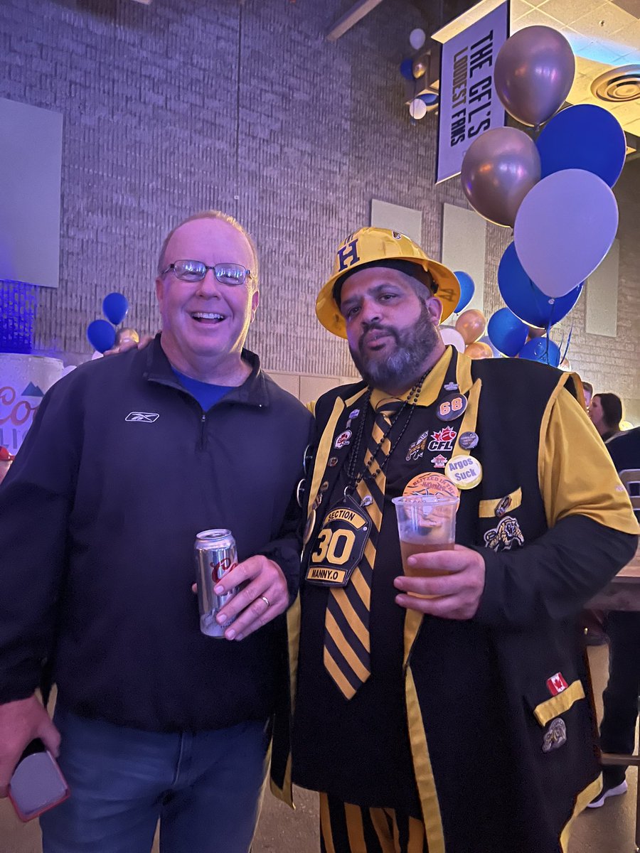 oskeemannyo's tweet photo. Been on the horn all day. Trying to finalize the deal!! #GM #DANNYMAC #1999 #cultureCHANGE @Ticats https://t.co/TLXeGYJBJV