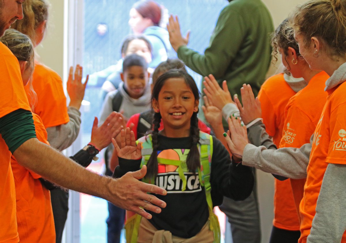 NCAADII's tweet photo. Making a difference on and off the field! ✨ 

#D2MXC and #D2WXC kicks off the #NCAAD2 Cross Country Championships with a community engagement event at the Boys &amp; Girls Club of Greater Sacramento! https://t.co/4BvXpMalIG