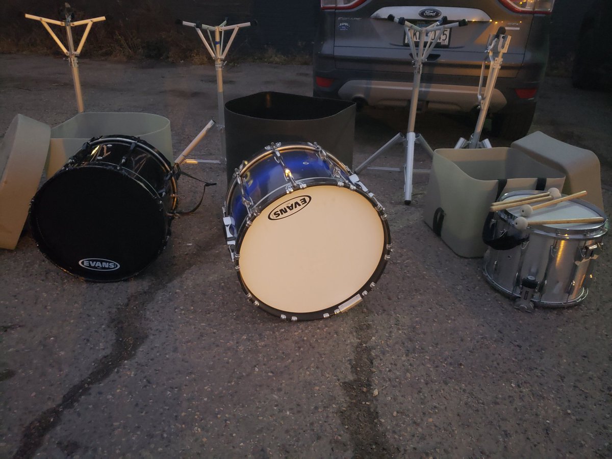 Did you know marching with drums that aren't marching drums can cause injuries?

We bought some marching drums!
 
A big thank you to <a href="/MNWonderwall/">Wonderwall | #wwmn</a> for letting us reallocate some funds and <a href="/TrueNorthElite/">True North Elite 🏴</a> @MNDarkClouds &amp; <a href="/RedLoons/">Red Loons</a> for their continued support