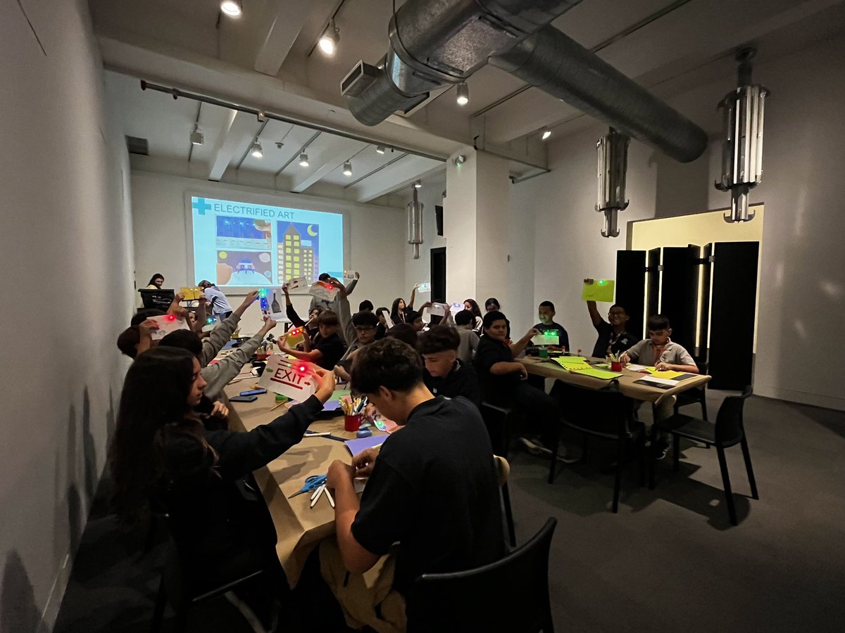 Field trip to the Wolfsonian-FIU museum- students learning by making connections STEAM! <a href="/wolfsonian/">The Wolfsonian–FIU</a> <a href="/josemartimast/">Jose Marti MAST 6-12</a> #mast2425