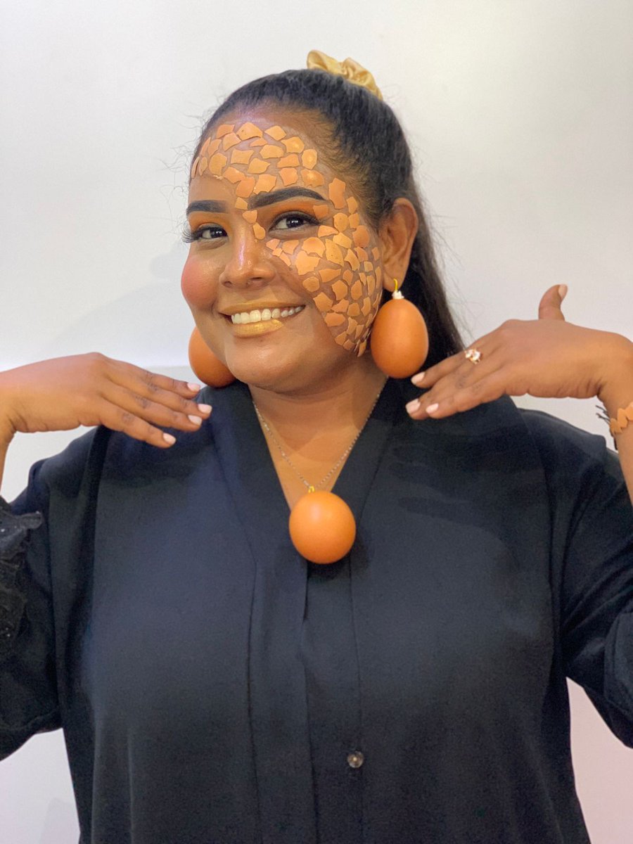 vera_college's tweet image. Learn the craft and express your unique style.

Want to Recreate these looks? Join Vera Beauty and Fashion College to Embrace the Beauty of Perfection and Creativity.

WhatsApp wa.me/254704577577

#VeraBeautyCollege #avantgardemakeup #creativemakeup #beautytherapy