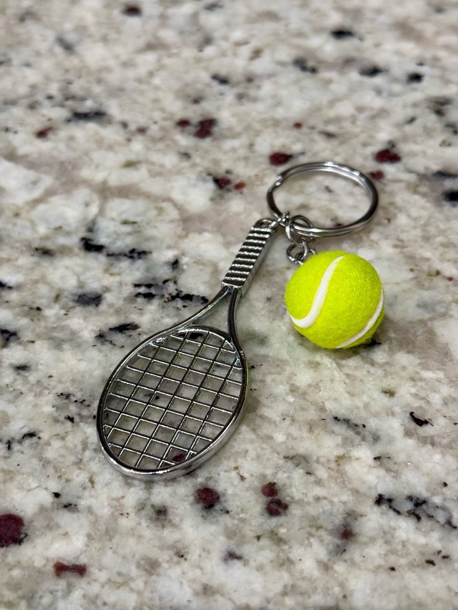 GabbingGinger's tweet photo. Bling for my tennis bag 🎾❤️

Follow my shop @gabbingginger on the @shop.LTK app to shop this post and get my exclusive app-only content!

#liketkit #LTKSaleAlert #LTKActive #LTKGiftGuide
@shop.ltk
https://t.co/kLGguBPoQx https://t.co/9k6ocsGmoD