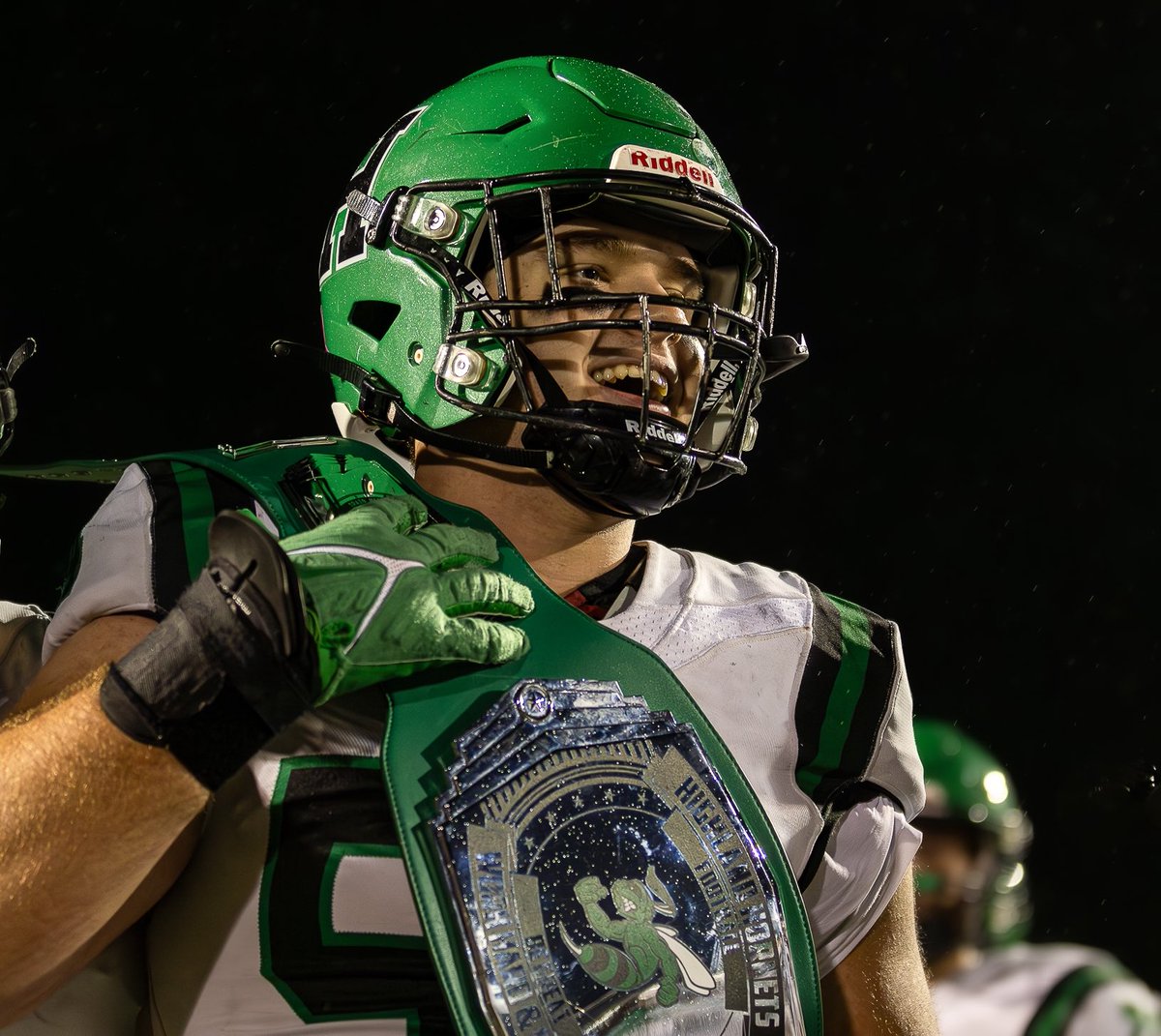 Carson Noonan 3⭐️ DL (@noonan_carson) on Twitter photo Grateful to be named-
Suburban League Linemen of the Year and
District Co-Defensive Player of the Year along with <a href="/EliLee12/">Eli Lee</a>
<a href="/CoachGibbons40/">Mike Gibbons</a> <a href="/HHSFootball2024/">Highland Hornets Football</a> Grateful to be named-
Suburban League Linemen of the Year and
District Co-Defensive Player of the Year along with <a href="/EliLee12/">Eli Lee</a>
<a href="/CoachGibbons40/">Mike Gibbons</a> <a href="/HHSFootball2024/">Highland Hornets Football</a>