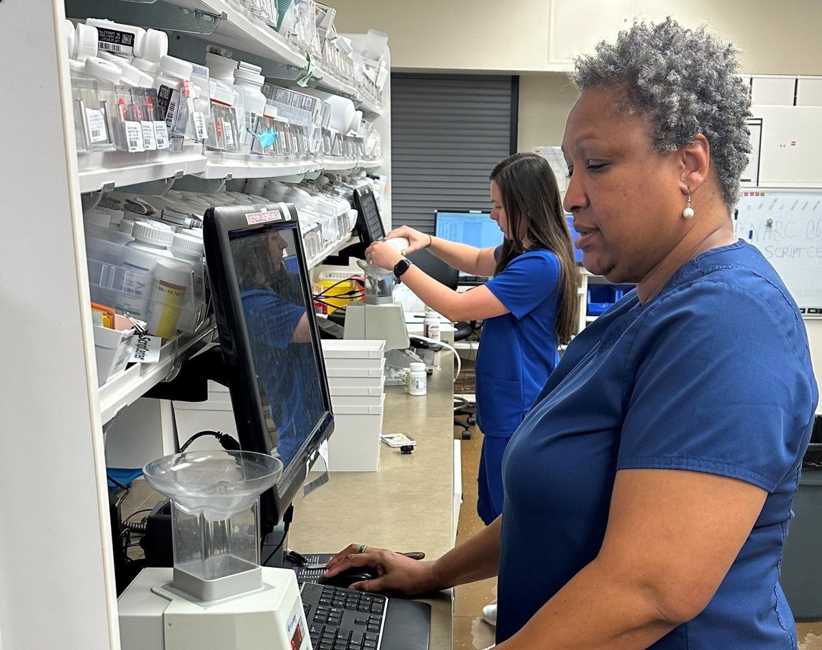 Learn how the 14th Medical Group pharmacy at <a href="/14FTW_CAFB/">Columbus Air Force Base</a> uses technology and teamwork to streamline prescription filling and improve patients’ access to care. #DHAProud 

bit.ly/4eq2jpk