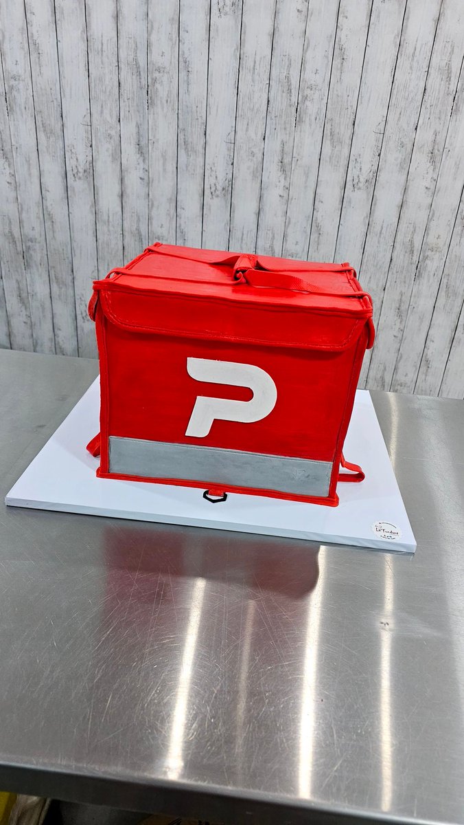lefondantrd's tweet photo. Si no te ha llegado la cena... Es que tenemos la mochila del delivery🫢🫢🫢😍😍 https://t.co/XYDpvOc2QV