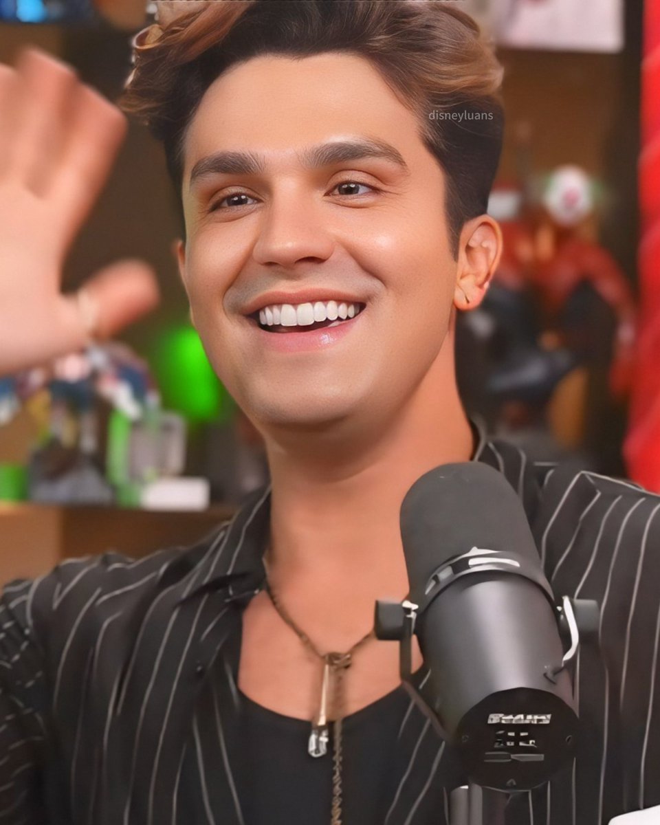 disneyluans's tweet photo. sou tão apaixonada por esse sorriso ❤️ https://t.co/TPzxymPpIQ