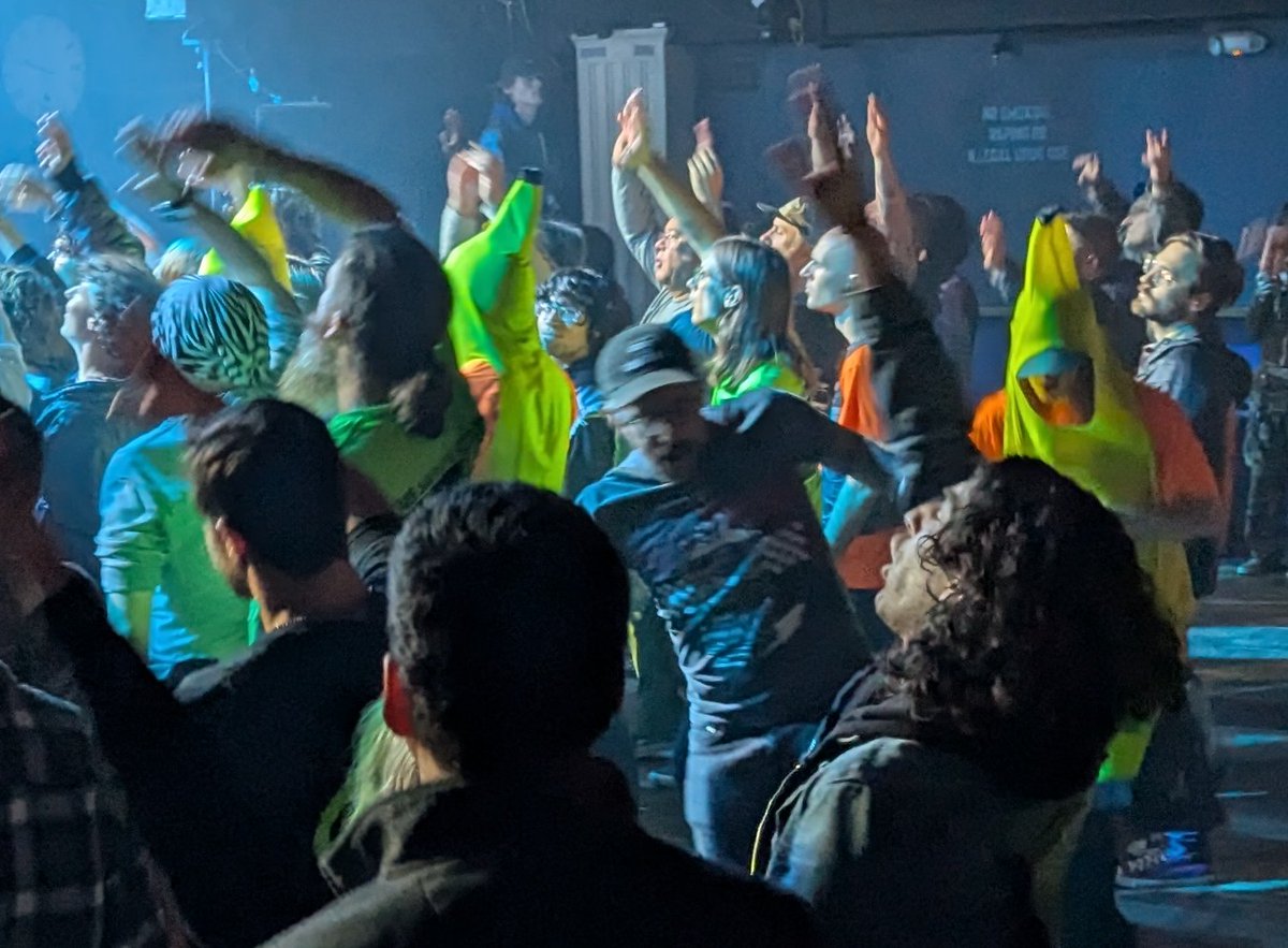 aWillMscream's tweet image. At the ska show and there are THREE people here in banana suits 

this has to stop