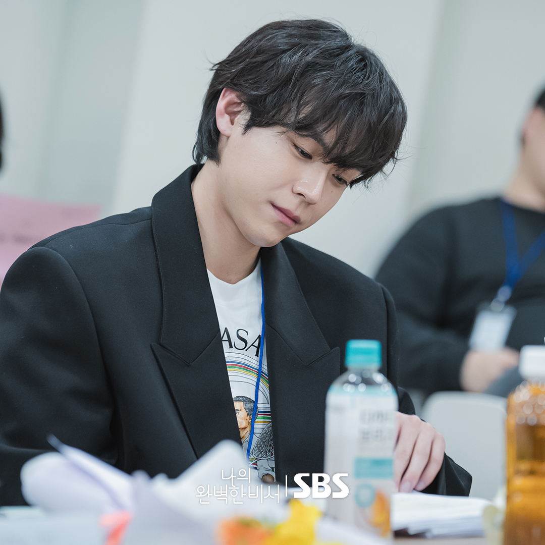 韓志旼、李浚赫2025年新戲《我的完美秘書》1月3日首播