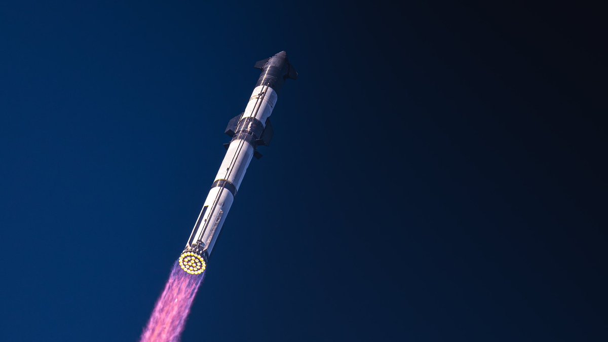 interstellargw's tweet image. You asked…we delivered.

16:9 and 9:16 Full Resolution Photo Downloads of Flight-6 ascent, are now available, and TOTALLY FREE: 

🔗- brandonwynnphoto.com/Launch

While you’re there, be sure to checkout our photo print options, and keep your eyes peeled for more in the coming days!