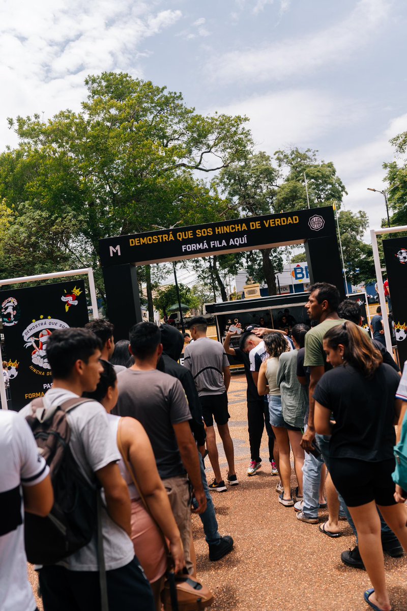La Primera parada de este Expreso fue Caacupe 🚂🏆

Más de 1.000 personas nos acompañaron esta mañana, donde demostraron qué Cordillera está lleno de hinchas de verdad 💪🏼⚡️❤️‍🔥

Nos vemos en las siguientes ciudades!