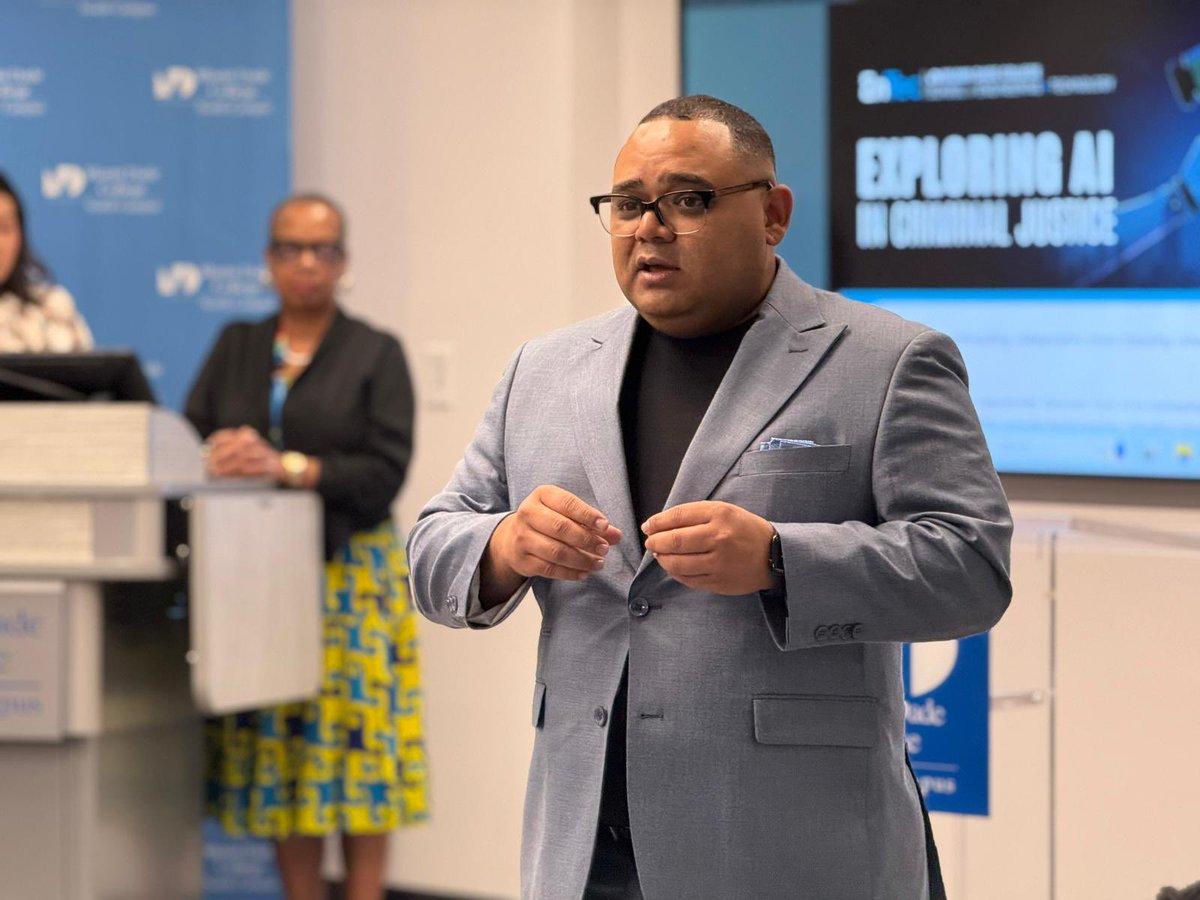 RaulDavidChvez1's tweet image. Had a great time at the Exploring AI in Criminal Justice event at @MDCollege Insightful discussions on how AI is transforming law enforcement and the legal system. Thanks @thelawdetail Excited for AI’s future in justice! #ExploringAI #CriminalJustice #MiamiDadeCollege
