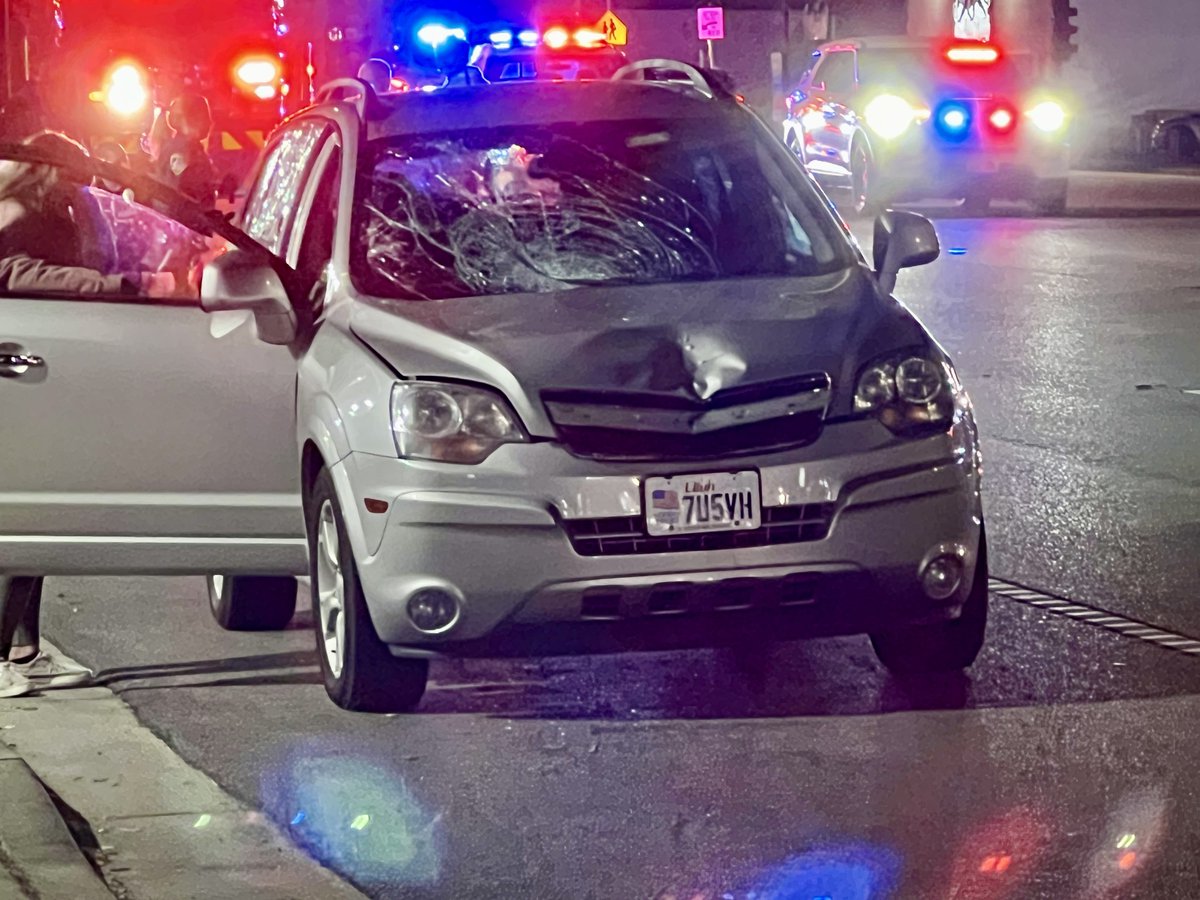 SLCScanner's tweet photo. #Breaking #Fatal #AutoPed 3116 S State St. #SouthSaltLake #Police responded to a male that was hit by a vehicle on the SB lanes of State St. The man was not in a crosswalk. The female driver remained on scene and cooperating with #Police. No signs of impairment. The male is approx 53 years old. I’ll update with any additional info once available. 
📸: Sam P.