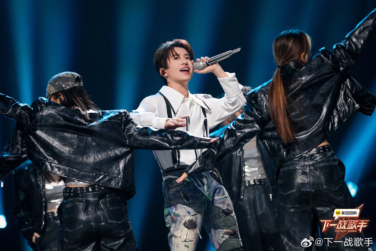 realTangBoYuan_'s tweet image. 【20241122｜#下一战歌手】

#BoYuan x #TheNextSinger EP.12

ส่งภาพการซ้อมของรอบชิงชนะเลิศ ของ BoYuan และ Wang Yaoqing มาร่วมส่งกำลังใจไปด้วยกัน! คืนนี้ 18.45 น.🇹🇭 ทาง HunanTV &amp;amp; MangoTV

🔗weibo.com/2844714572/510…

#伯远 #ป๋อหย่วน