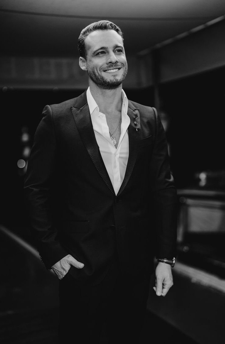 Kerem Bürsin'in elçisi olduğu "Bir Dilek Tut Derneği'nin 25. yıl kutlaması bu akşam çok özel bir gala ile gerçekleşecek.

Kırmızı halı 19.30'da başlayacak. 

#KeremBürsin #BirDilekTut  <a href="/makeawishturkey/">Make-A-Wish Türkiye</a>