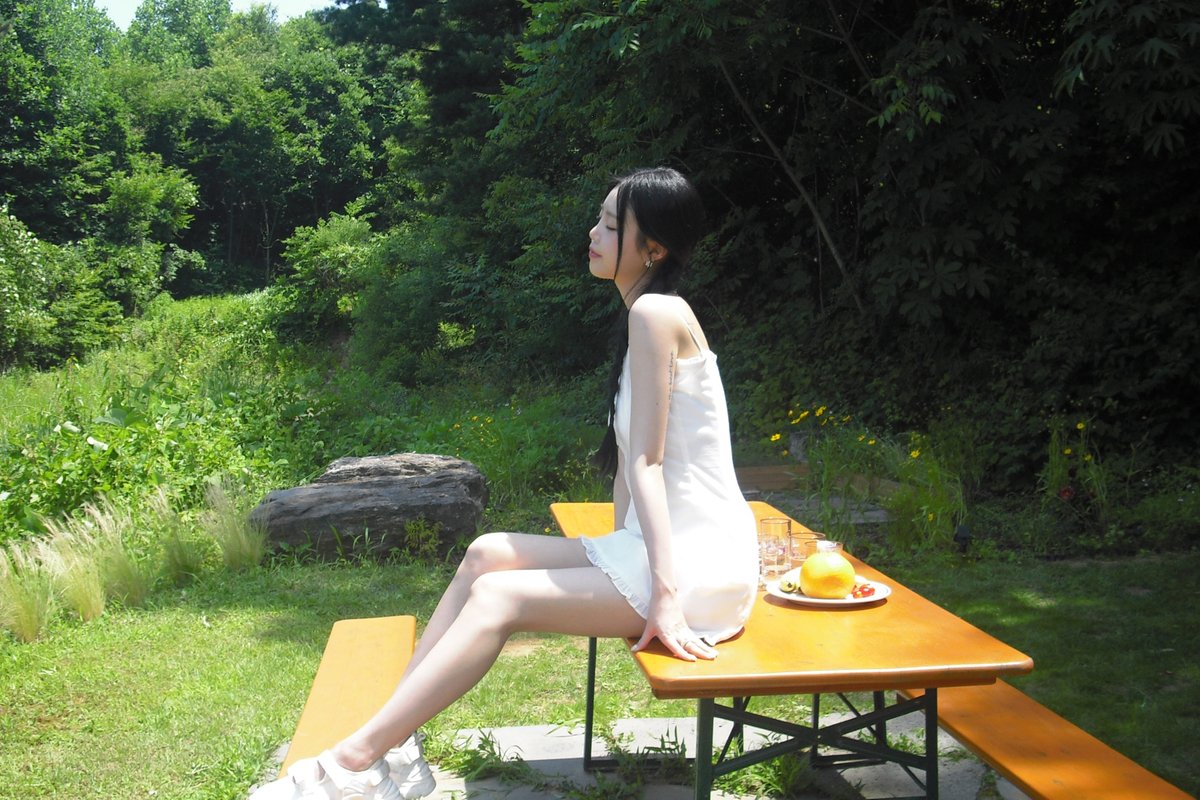 BRD_SOOJIN's tweet photo. 수진 (SOOJIN) 'Summer Daze'
SPECIAL PHOTO☀🎁

#수진 #SOOJIN #SummerDaze https://t.co/HBh7uf9L6X