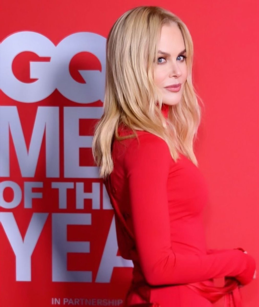 MyAttire0008's tweet image. #NicoleKidman wore a red  #balanciaga gown. #britishgq #GQMOTY2024