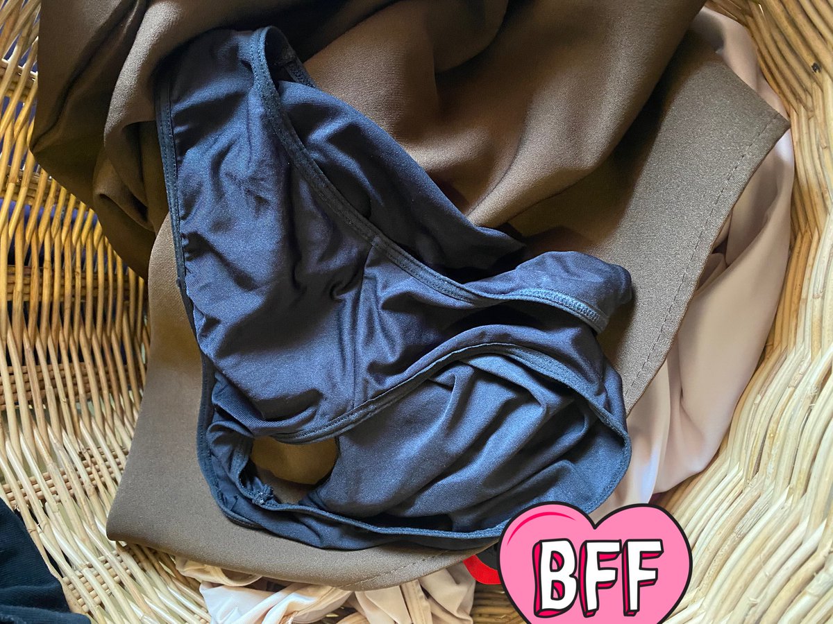 Panty2hand's tweet photo. 😚😚 https://t.co/fLFa4ZDZZ3