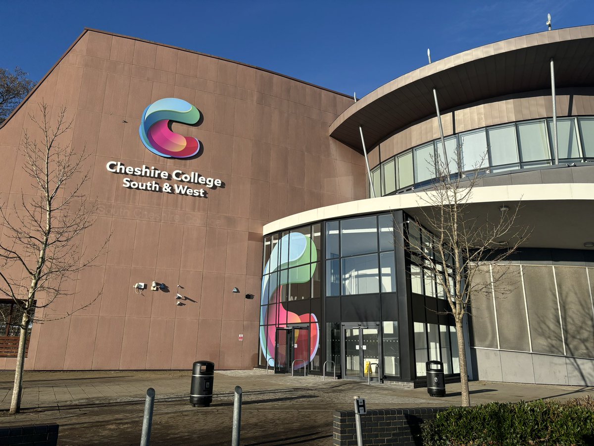 Rachael Dodgson (@rachaeld_hop) on Twitter photo <a href="/UKParlEducation/">UK Parliament Education</a> NW Outreach had a great morning with the A Level Law & Politics students from <a href="/CheshireCollSW/">Cheshire College - South & West</a> yesterday for #UKPW2024 <a href="/UKParlEducation/">UK Parliament Education</a> NW Outreach had a great morning with the A Level Law & Politics students from <a href="/CheshireCollSW/">Cheshire College - South & West</a> yesterday for #UKPW2024