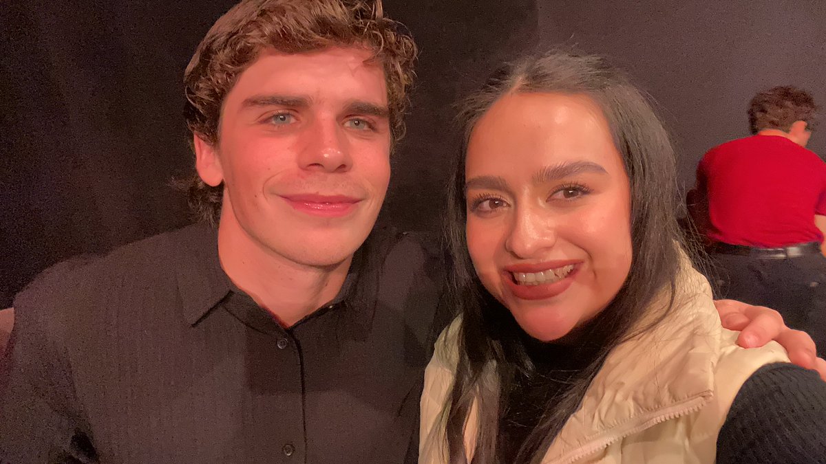 En abril estaba viajando hasta la punta de mi pais por ti y mira mi momento era este , todo pasa cuando tiene que ser.. Pipe todo lo que te amo❤️