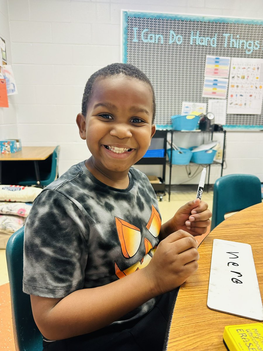 Dr. Amanda Minear tweet media