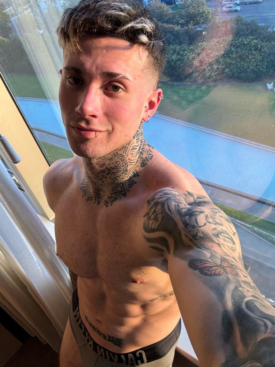 Fitnessboyxxx's tweet photo. Chudai😈 https://t.co/fKmbcVrV5b