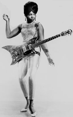 Bo Diddley included women in his band. Norma-Jean Wofford, also known as The Duchess, replaced guitarist, Peggy Jones, aka Lady Bo, in 1962 #WomensArt
