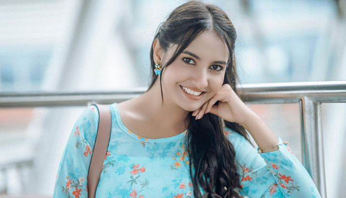 শীতেই স্বস্তি ফারিনের