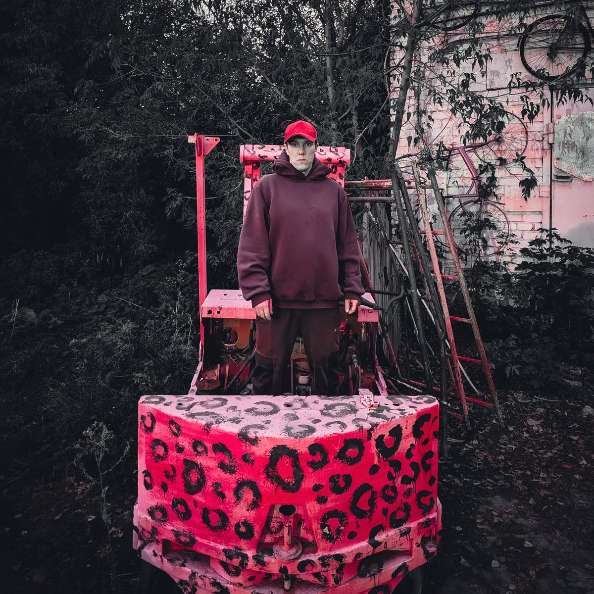 Check the new mixtape by Follow The Roar here: soundcloud.com/followtheroar/…