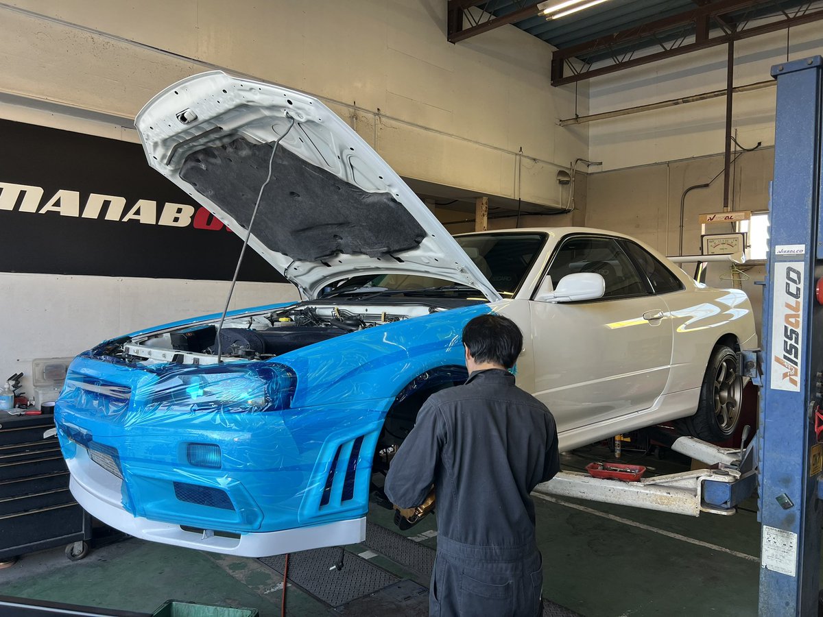 MANABOON_SNS's tweet photo. エンジン降ろす準備です。

#manaboon #skyline #bnr34 #r34skyline #rb26dett #r34nation #superstreet #speedhunters #jdmcars #nismo #skylinegtr #gtr #nur #mspec #vspec https://t.co/S49SkRKizp