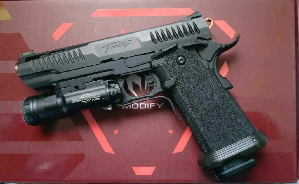 1119masked's tweet image. 初めてのCO2ガスガン、Trinity Hi-Capa!試射はこれから🤤
#BATON #modify #trinity #エアガン #サバゲー