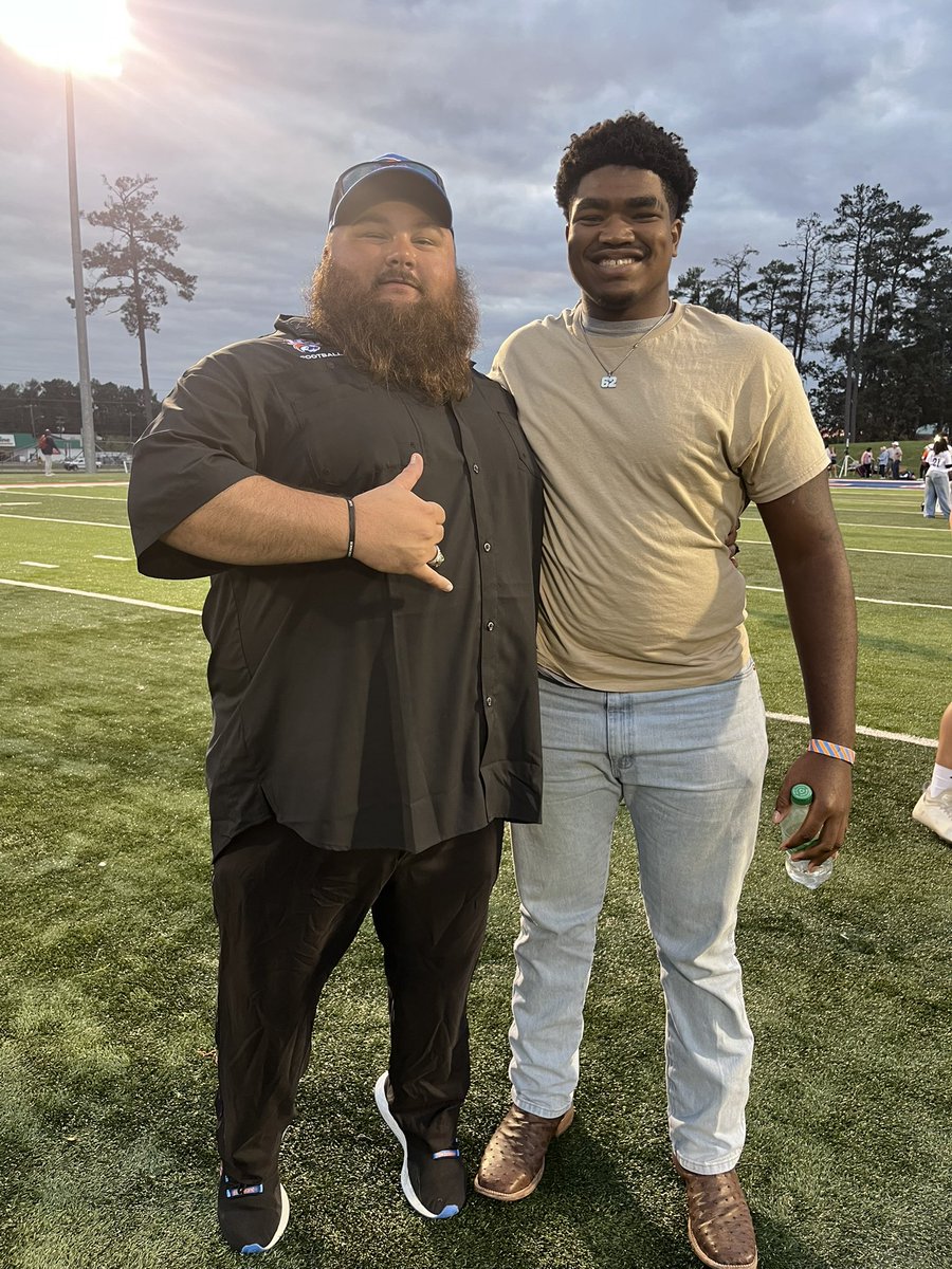 Last weekend I had an amazing time visiting LCU’s home game against Texas Wesleyan! It was an amazing experience and environment‼️<a href="/CoachCoryYork/">Cory York</a> <a href="/coachwood_LCU/">James Wood</a> <a href="/CoachBenMc19/">Ben McLaughlin</a> <a href="/LCU_ftball/">LCU Football</a>