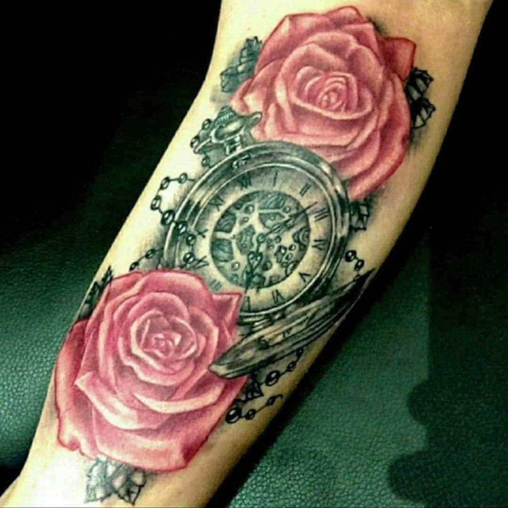 TitTat6's tweet photo. Timeless beauty meets life’s fleeting moments 🌹⏳ 
-
What story would your rose and clock tattoo tell? Let us know below!

@echonwc

#phillytattoos #tattoo #rose https://t.co/LdEGKSSOm6