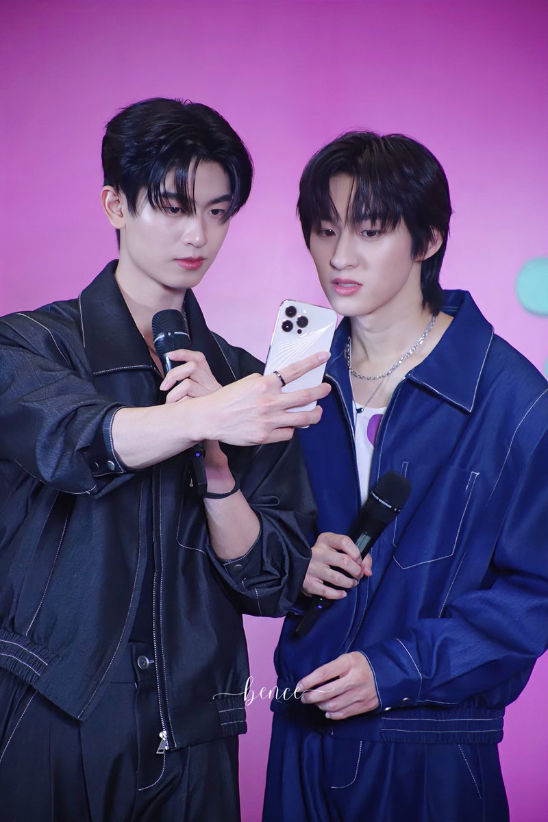 justyou910's tweet image. 240824 - ขอถ่ายรูปด้วยด้ะม้ายยยย

#devythebagxboss #devyxthomaskong
#thomaskong #โทมัสก้อง
#tthomastc #kongjiro