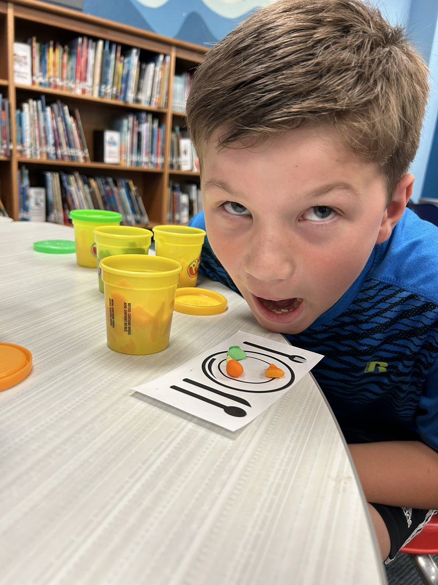 Ford Mustangs celebrating Thanksgiving through STEAM! <a href="/ElementaryFord/">FordElementary</a> <a href="/GeorgetownISD/">Georgetown ISD</a>