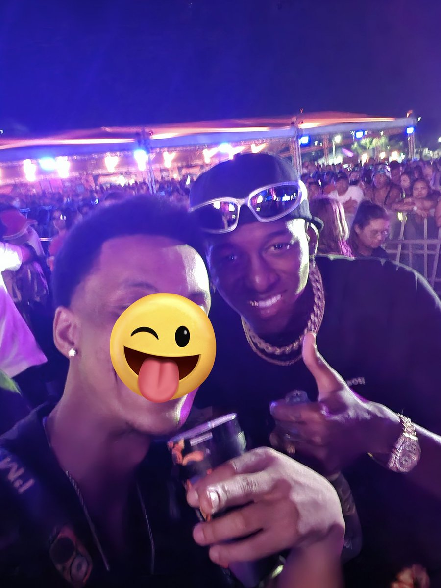 luanpereiraj7's tweet image. Tbt do final de semana, curtindo o @rapincenabrasil com o futuro zagueiro da seleção!!! #ÉOInter