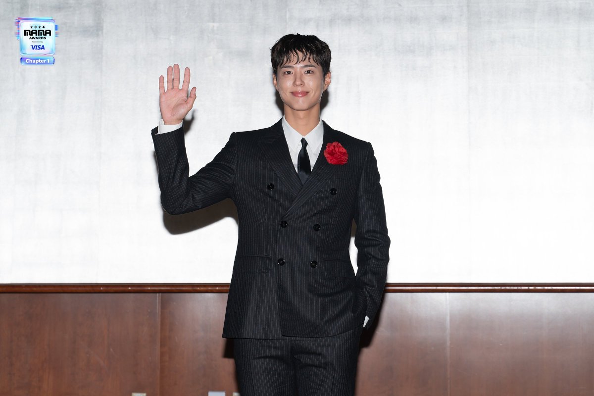 [#2024MAMA] #parkbogum #박보검 What a shining look✨ <a href="/BOGUMMY/">박보검</a>

The artists in their REAL moment of radiance at 2024 MAMA AWARDS!

BIG BLUR : What is Real?
2024 MAMA AWARDS

#MAMAAWARDS
#2024MAMAAWARDS
#2024MAMARedCarpet