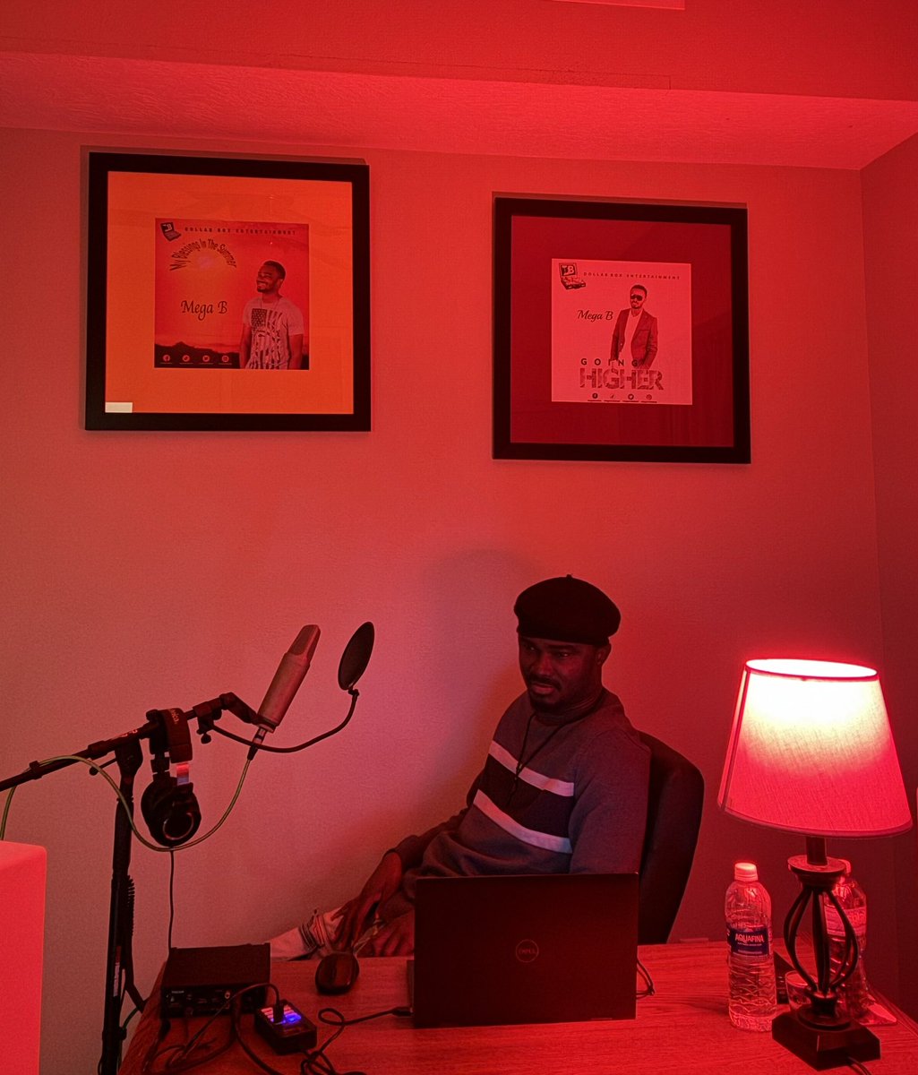 Megaondebeat's tweet image. Listening to my new song, just done with it, let me enjoy it first before you guys.