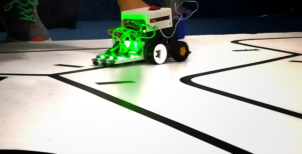 Anyanosky's tweet image. Talento tachirense TáchiBots 2024 #UNET