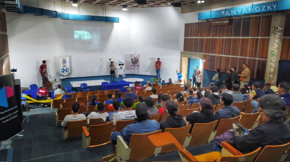 Anyanosky's tweet image. Talento tachirense TáchiBots 2024 #UNET