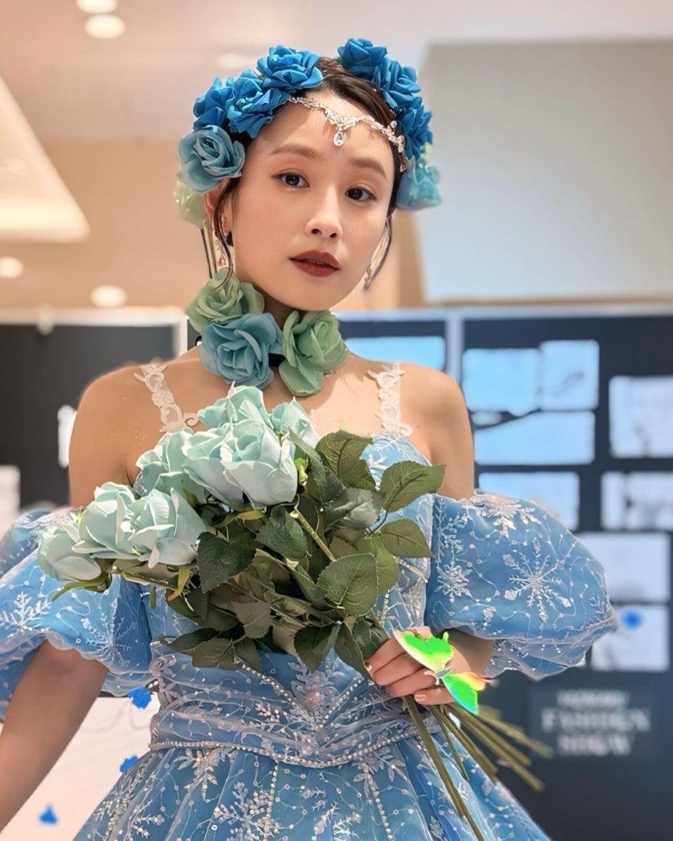 PLACOLE & DRESSY on X