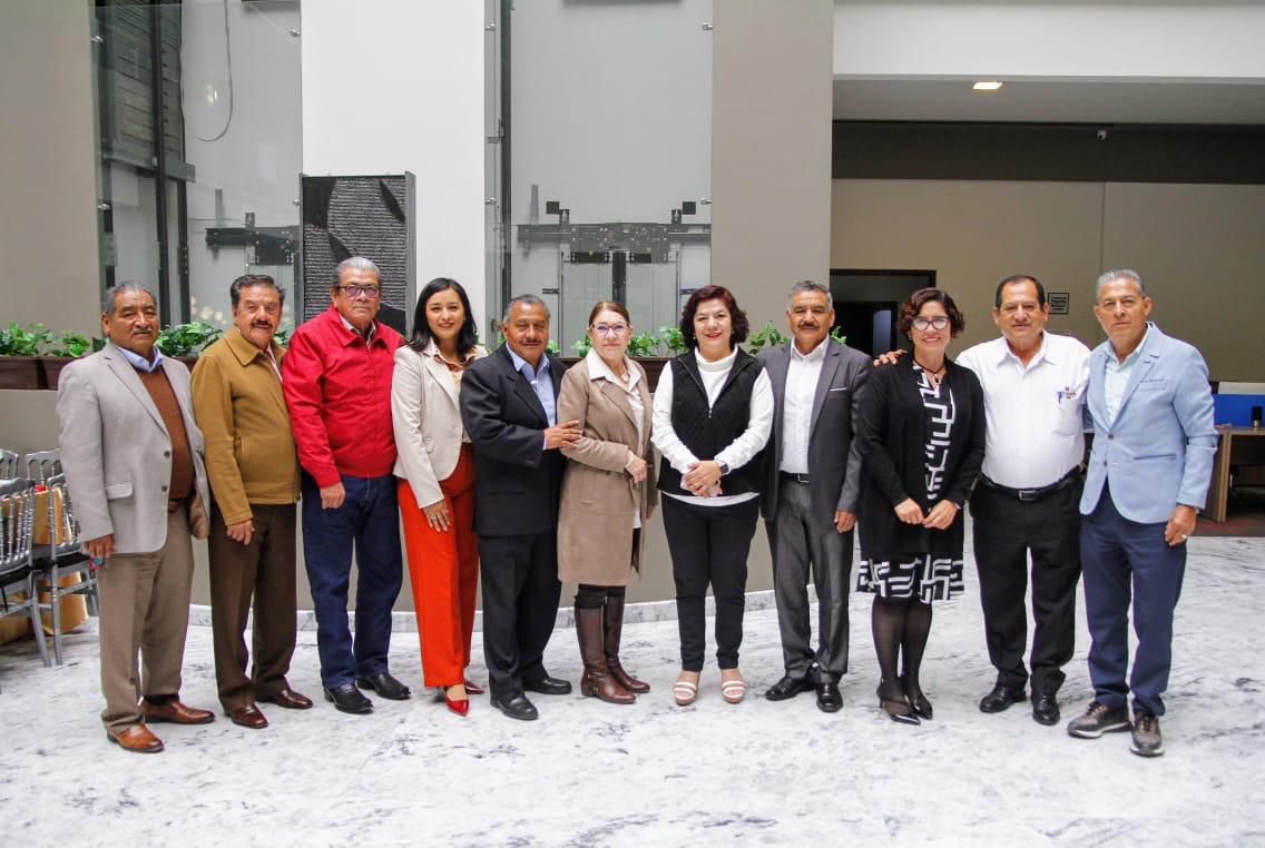 ReconstructorMX's tweet image. #EducaciónHidalgo #ServicioEducativoInclusivo
Líderes educativos de Hidalgo se reunieron para reflexionar sobre avances, como lo ha instruido el gobernador Julio Menchaca.
elreconstructor.com/2024/11/21/enc…