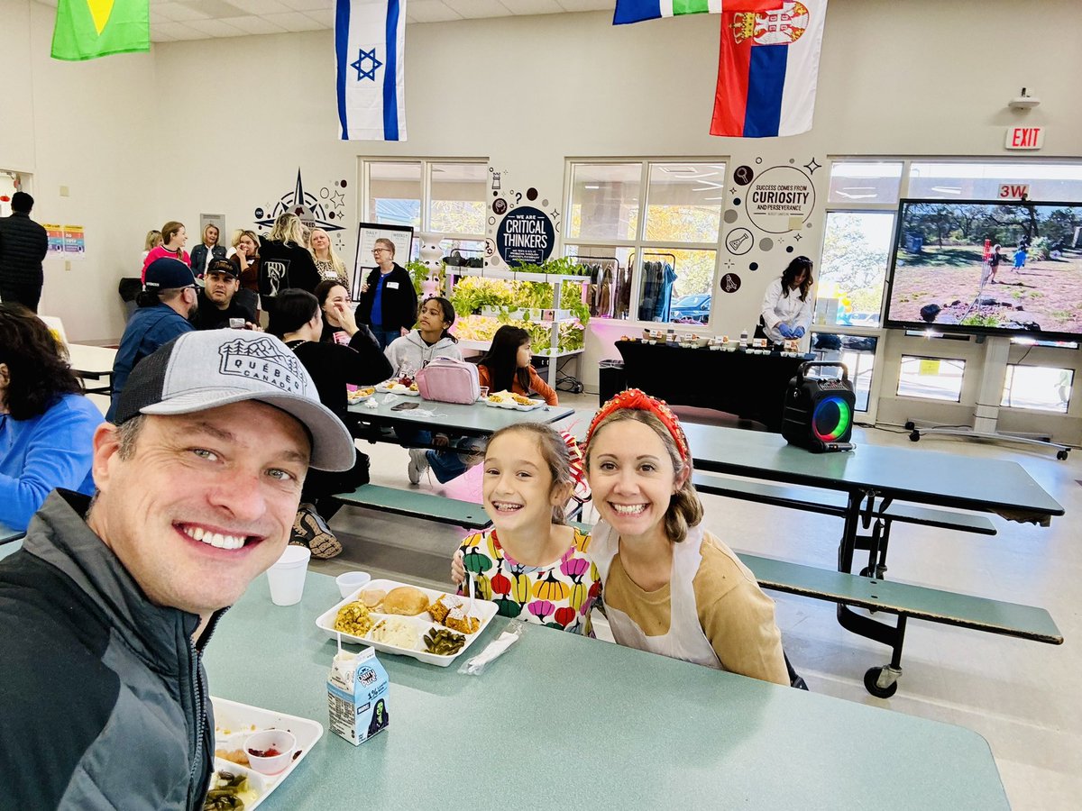 SRE Stallions (@srestallions) on Twitter photo So much to be thankful for this year! Blessed to be part of this school community! Grateful for all the staff, students and families at SRE! 🧡
<a href="/SRE_Principal/">Britteny Clifford</a> So much to be thankful for this year! Blessed to be part of this school community! Grateful for all the staff, students and families at SRE! 🧡
<a href="/SRE_Principal/">Britteny Clifford</a>