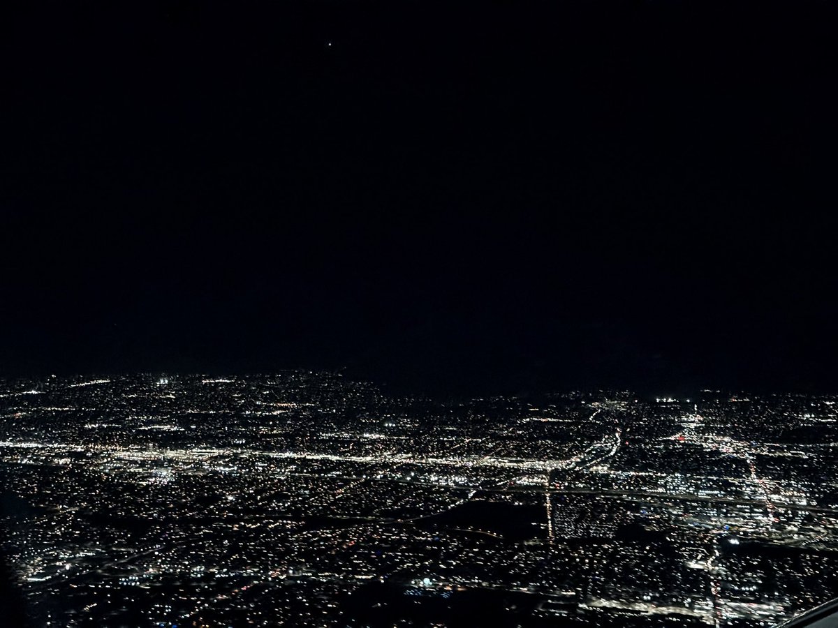 ClayHero's tweet photo. Pretty little lights. https://t.co/aDxwBtlTrX